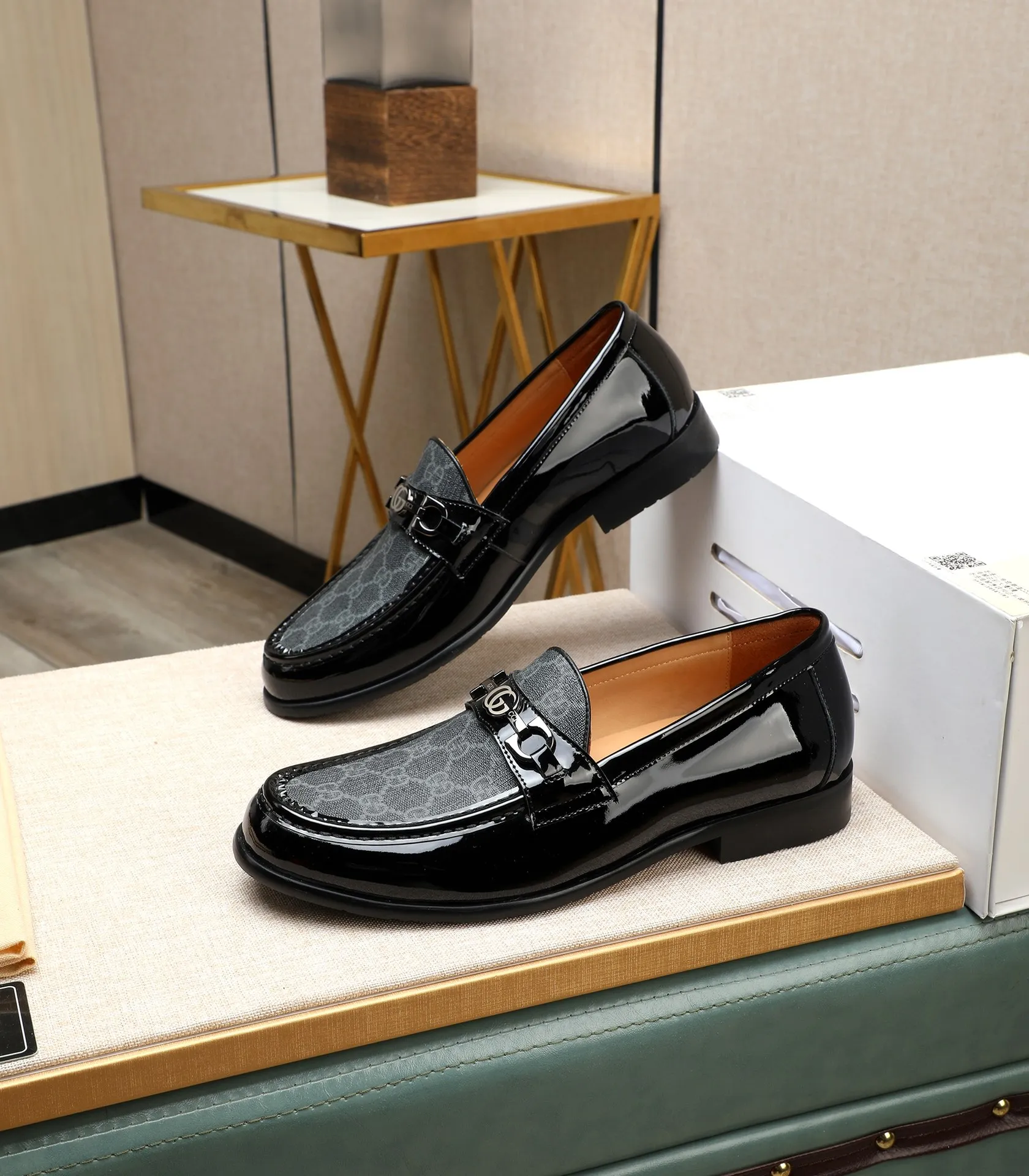 Men's shoes 💰500 📛📛 Original version (water-dyed cow lining) GUCCI official website formal shoes 🌀 Italian 🇮🇹 imported cowhide ➕ top imported water-dyed cowhide lining 💋 fine handmade original bottom, the real thing looks better when photographed in person Standard size 38-44 (45 46 customized)